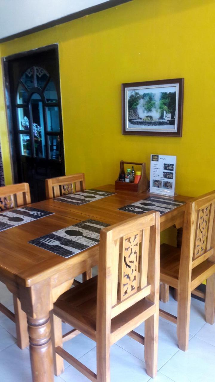 Savika Guesthouse Ranong Exteriör bild