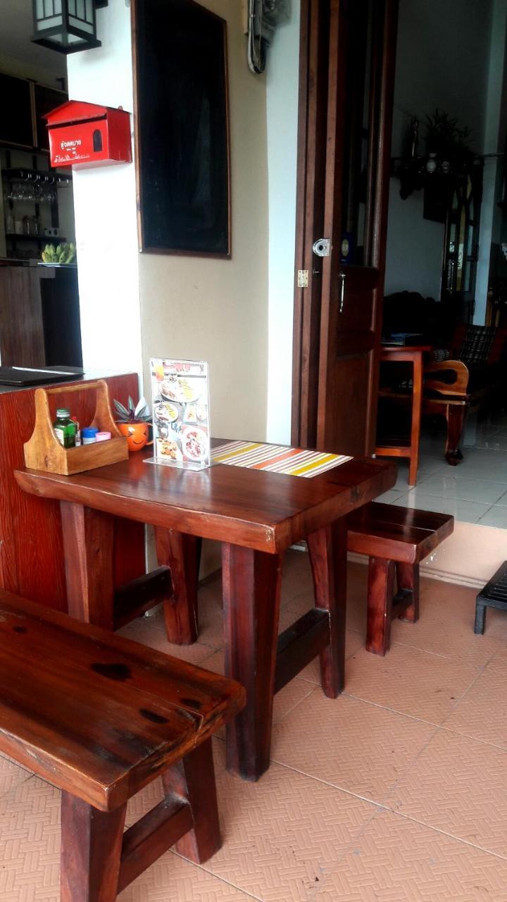Savika Guesthouse Ranong Exteriör bild