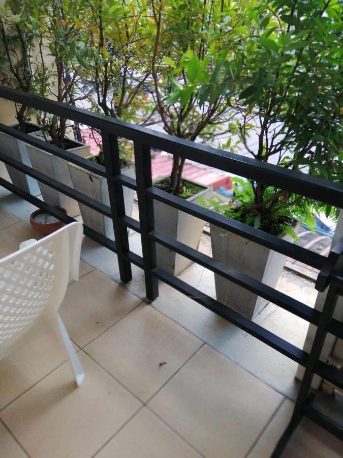 Savika Guesthouse Ranong Exteriör bild